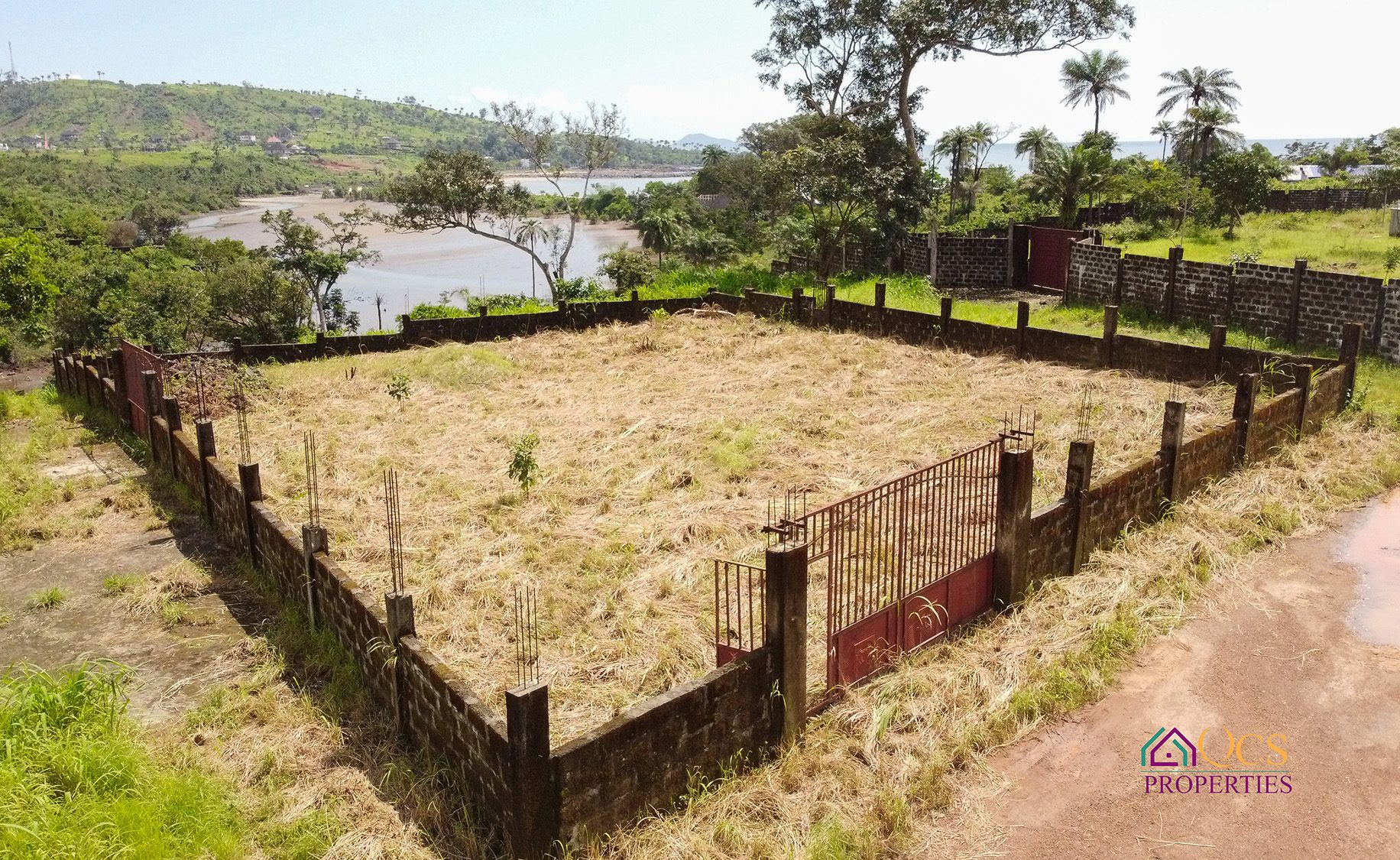 3 TOWN LOTS OF LAND FOR SALE, BIG WATER, OFF PENINSULA ROAD.