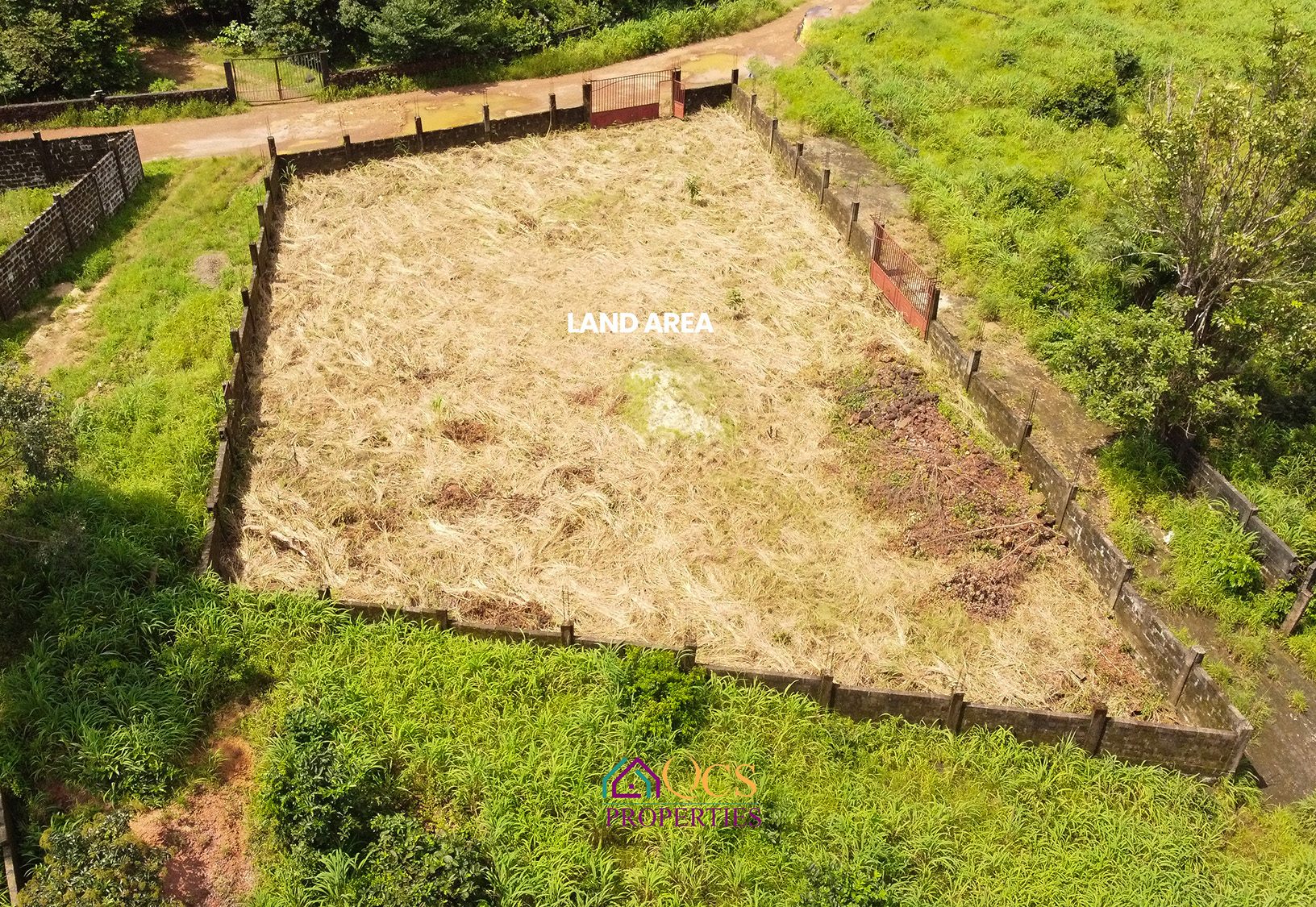 3 TOWN LOTS OF LAND FOR SALE, BIG WATER, OFF PENINSULA ROAD. photo 3
